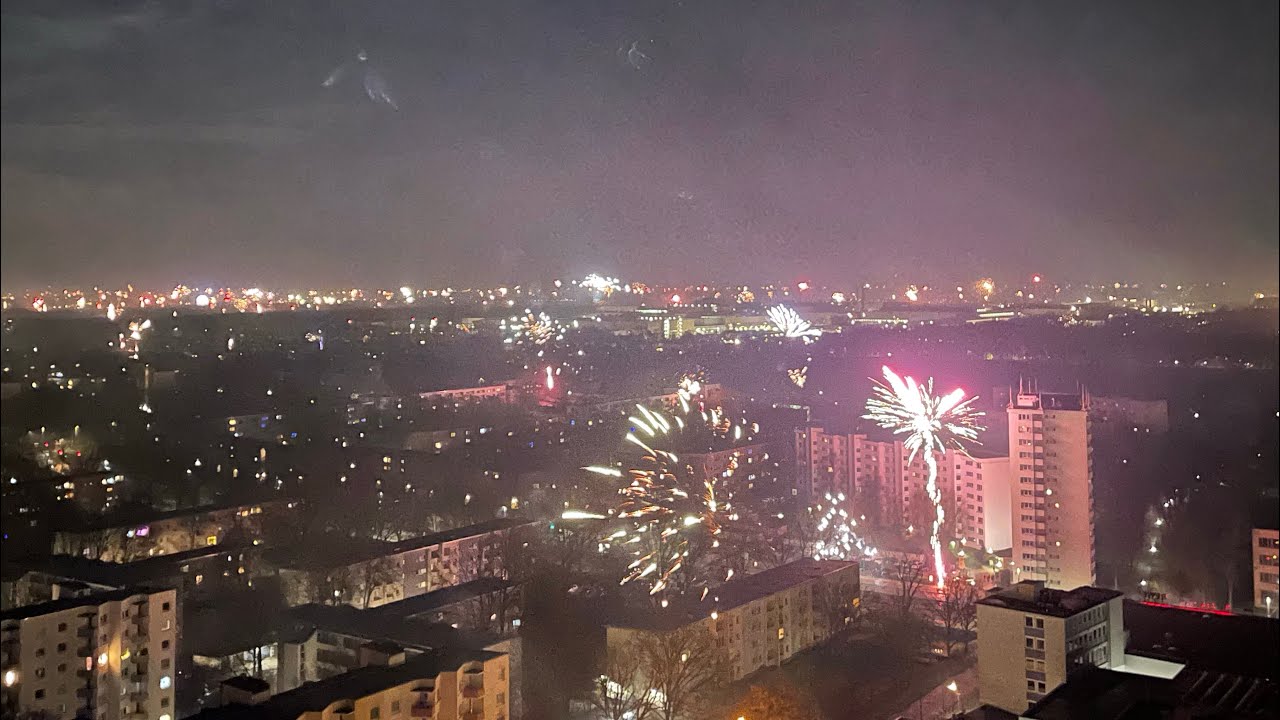 Silvester über Bremer Dächern