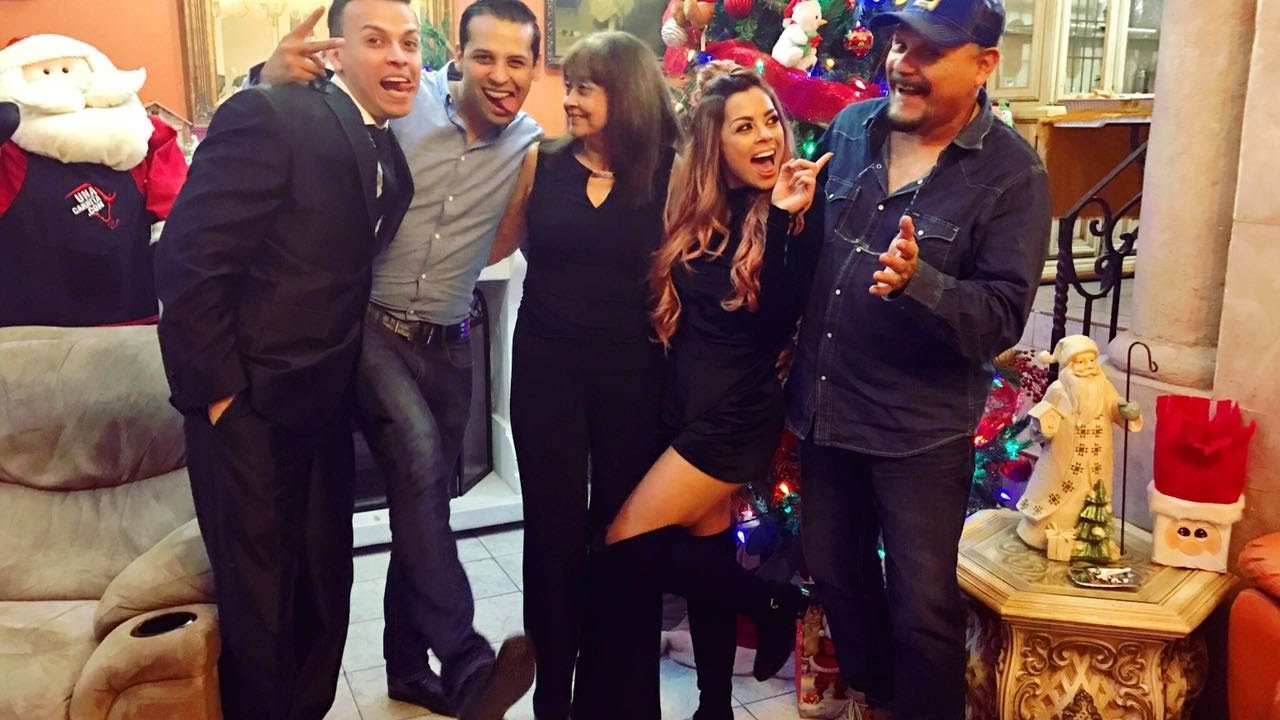FIESTA DE AÑO NUEVO