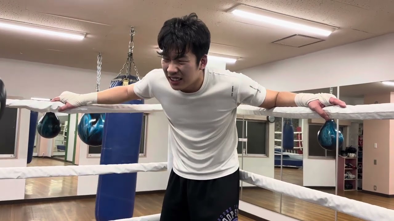 【殴る】腹筋トレーニング【Abdominal Training】
