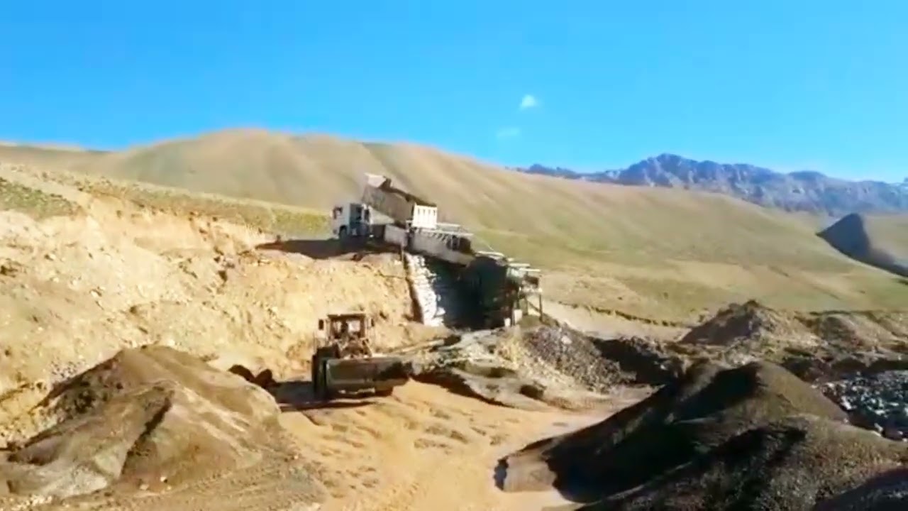 Alluvial gold mining process