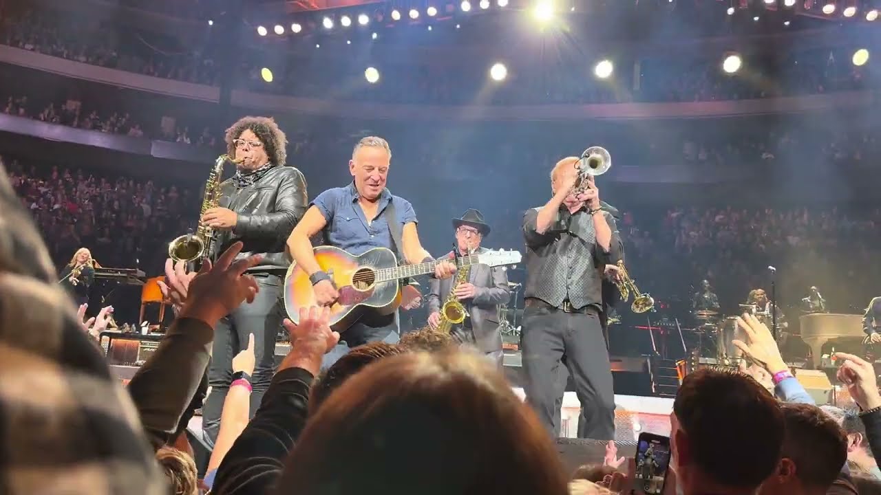 Bruce Springsteen- Pay Me My Money Down - St Paul, MN - 3/5/2023