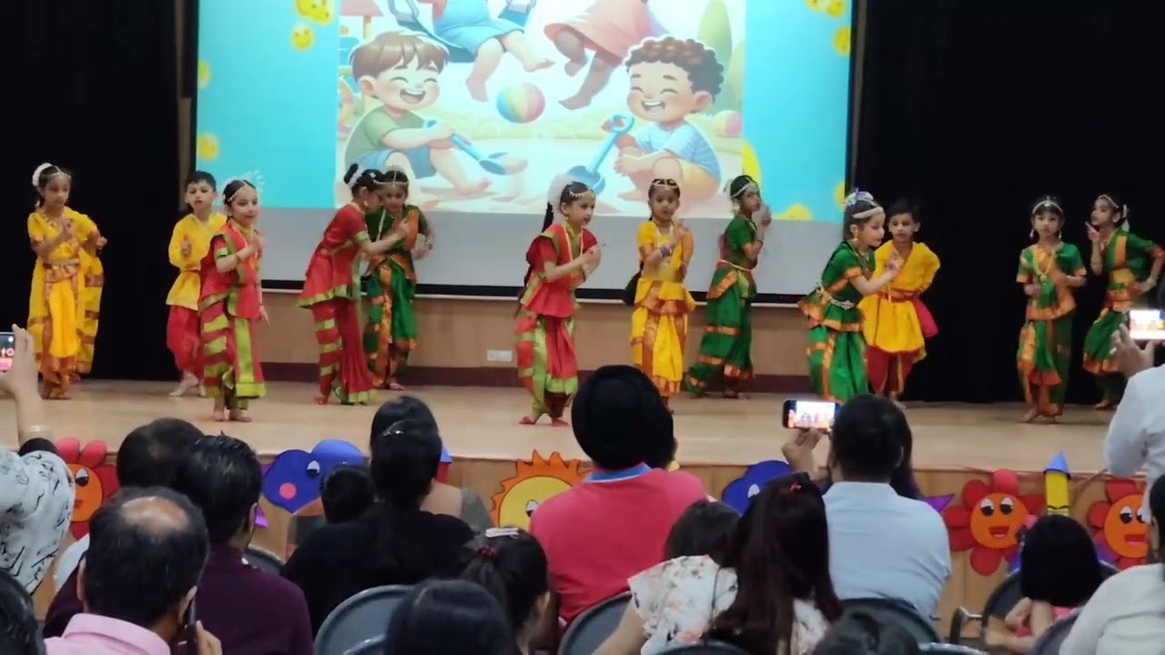 Dance Performance of Mishi😍 #dance #dancevideo #TeachersWisdom