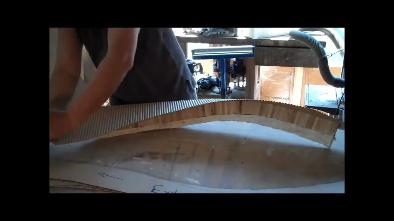 Fabrication Main courante Bois sur Rampe Métallique