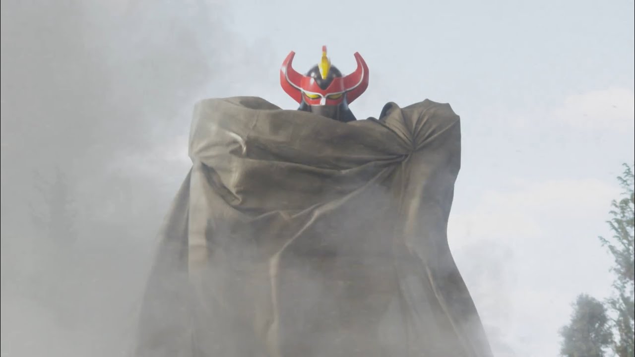 *New* The Return of The Mighty Morphin Power Rangers Megazord!!!