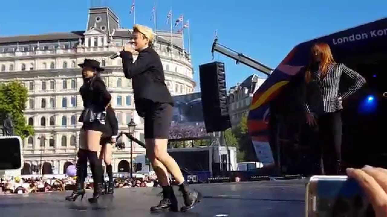 f(x) - Hot Summer (9 August 2015) @ London Korean Festival [FANCAM 1080p60fps]