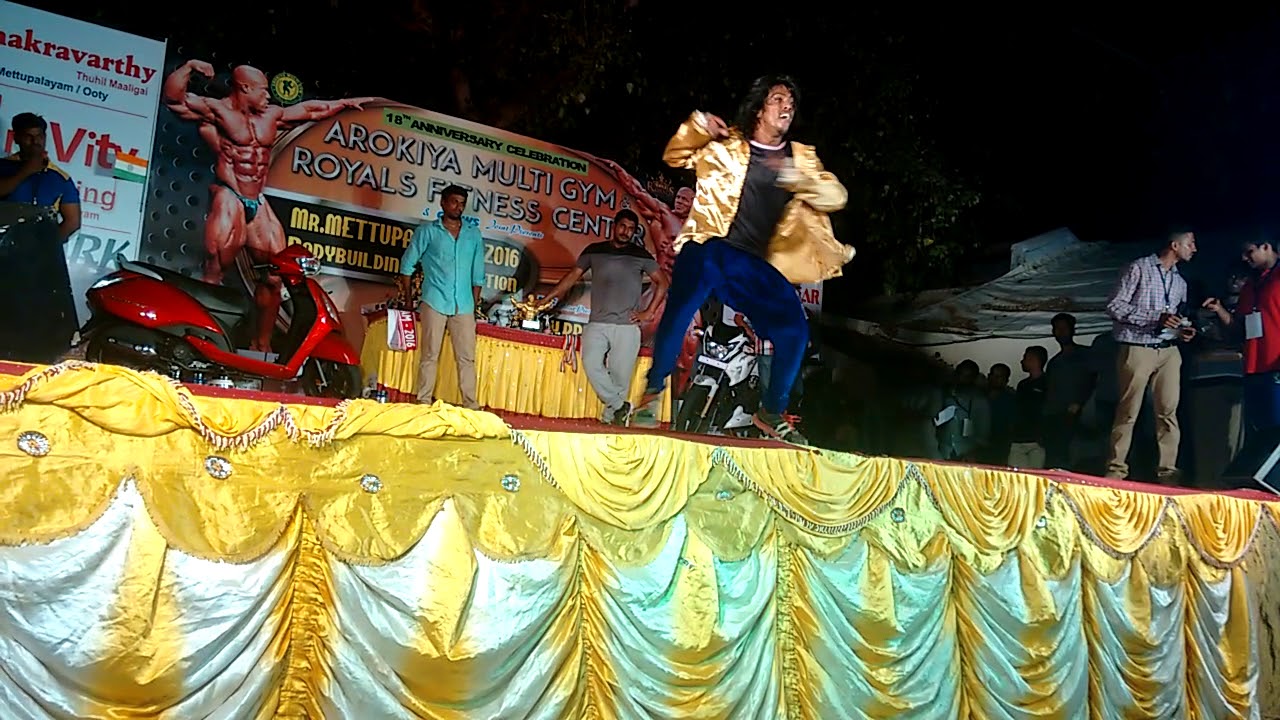 Dance in Royal fitness center MR.Mettupalayam 2016 Adham