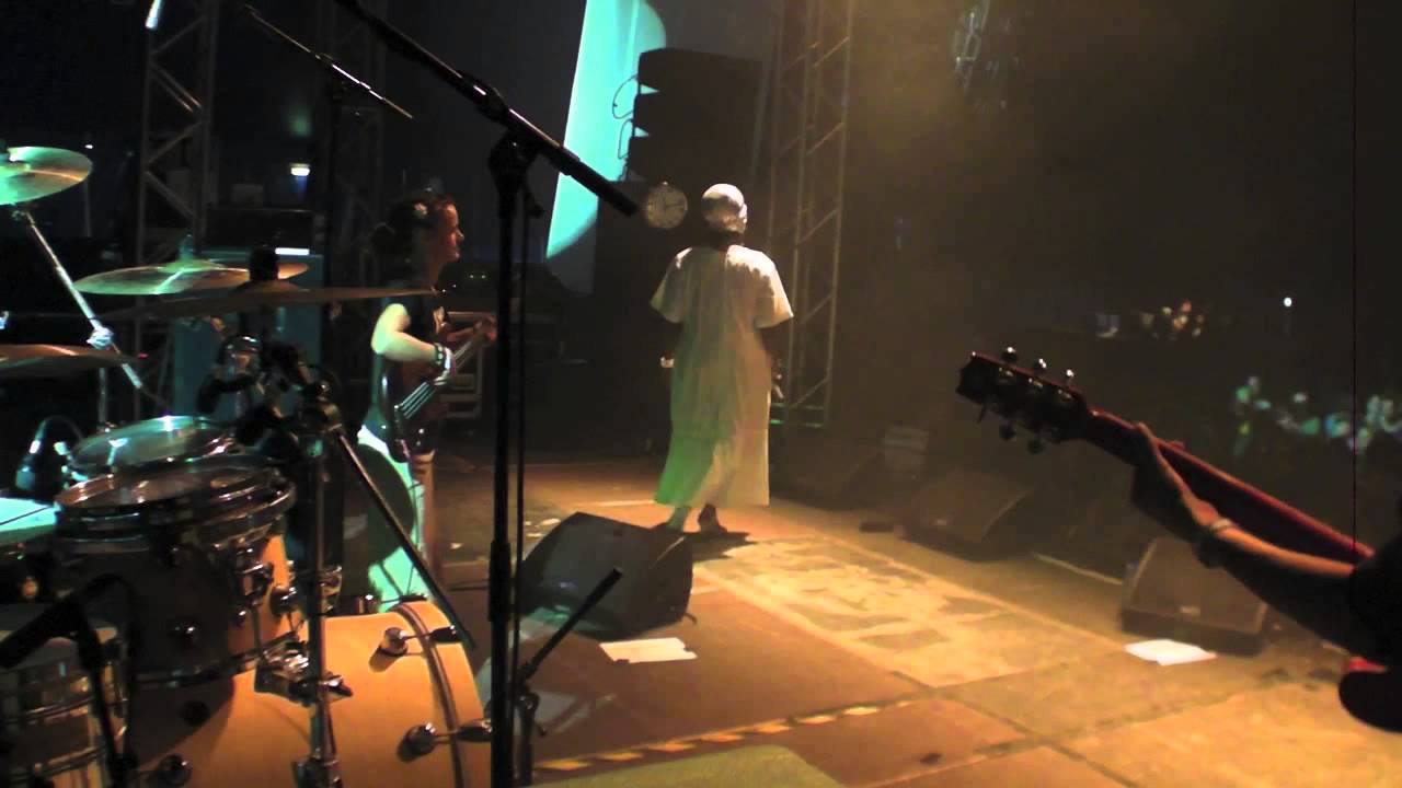 QUEEN OMEGA - Hustle up LIVE backed by NEXT GENERATION FAMILY @Chiemsee Reggae 2012