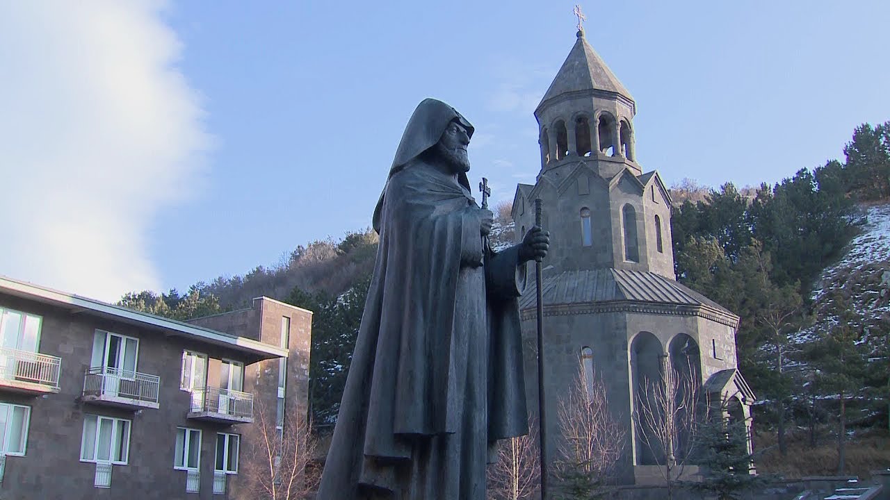 Կաղանդչեքը Սևանի Վազգենյան դպրանոցում