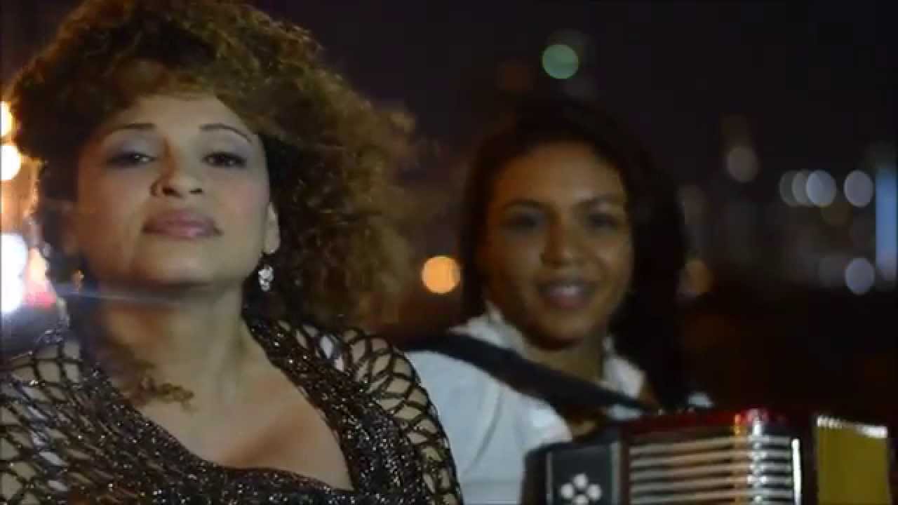 "Vida Nueva" Lussy & Las Princesas Del Vallenato