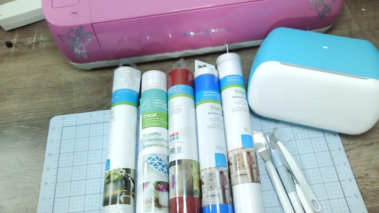 Clase de vinyl permanete y removible con Cricut en Espanol y Especialista en Productos Cricut.