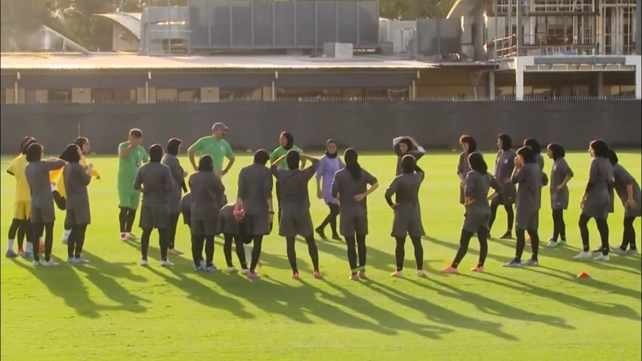 Reports four more from Iran women’s football team seek asylum in Australia