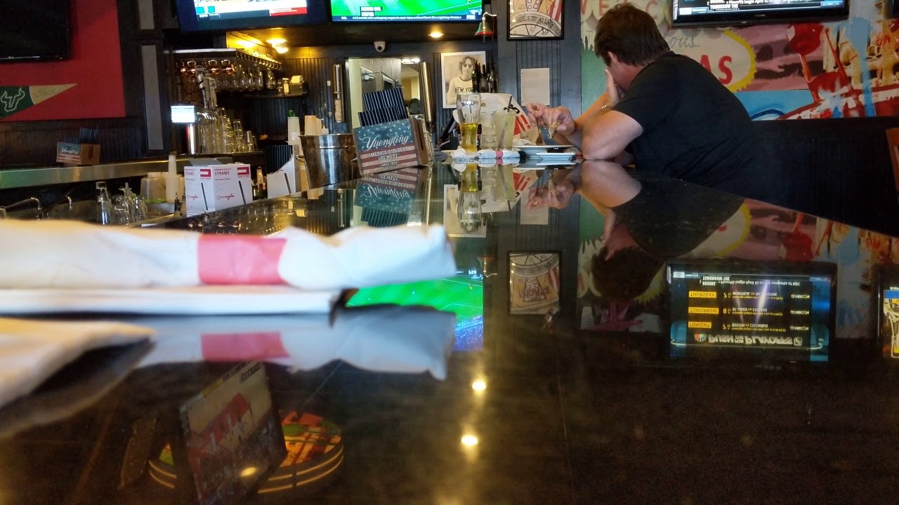 Disgusting white guy eating spring rolls at a TGI Fridays