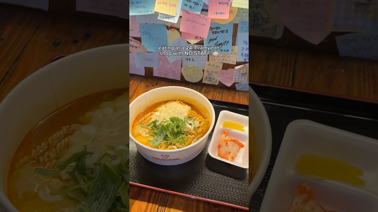 24-HOUR NO STAFF CONVENIENCE STORE 🍜 #ramen #asmr #korea #nostaff #unmanned #ramyeon