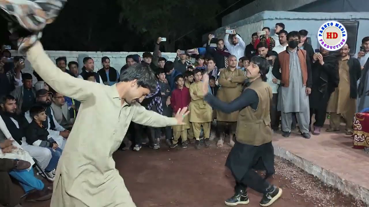 Sarfarz |Pashto Mast Dance | Pa Ro Ro Keda Qadamona | Pashto Sad Saaz | HD 2024 | By @pashtomp