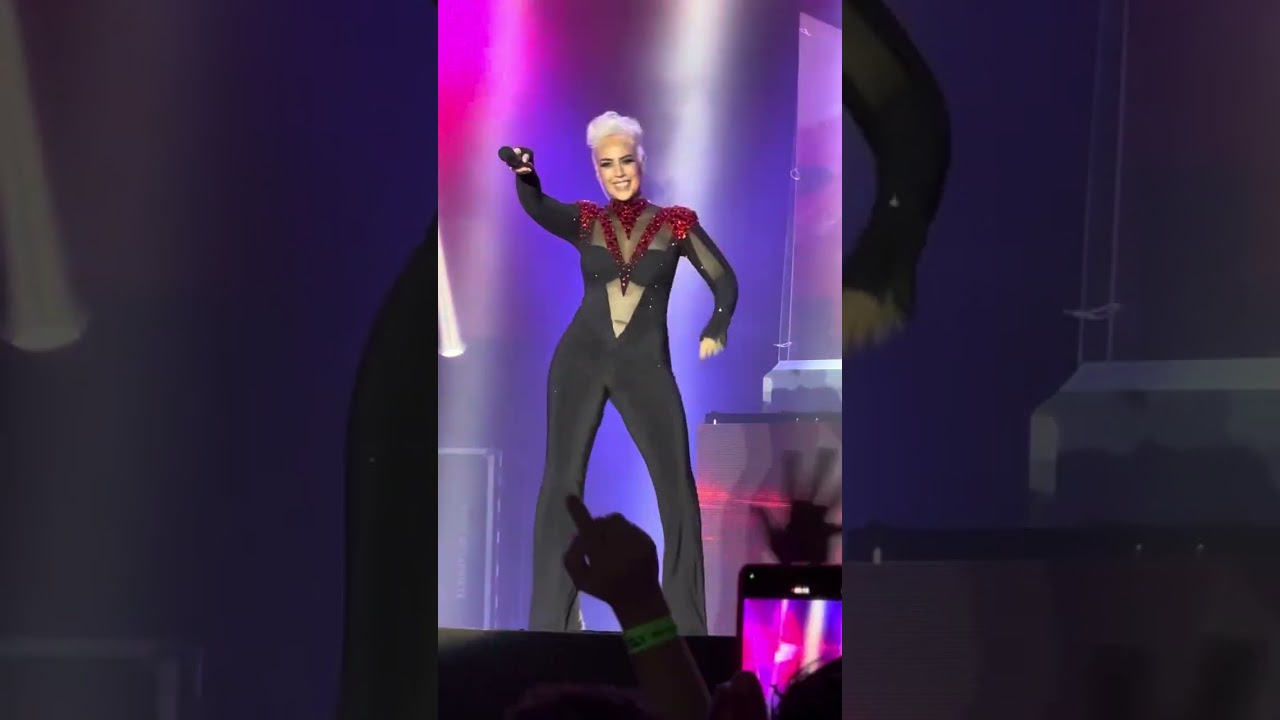 Monica Naranjo Diva Chiclana concert music 18 agosto 2024
