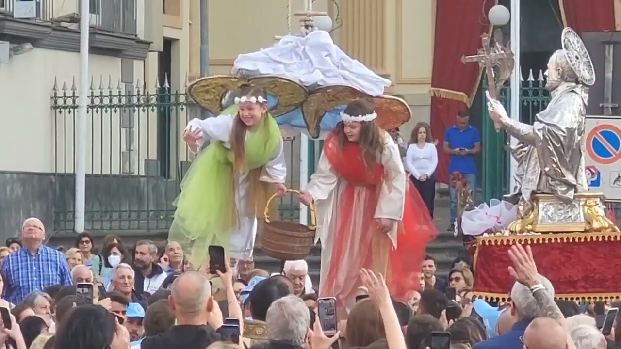 SANT'ANTIMO (NA)         Ritorna il Volo degli Angeli 04/06/2023 ore 7:00