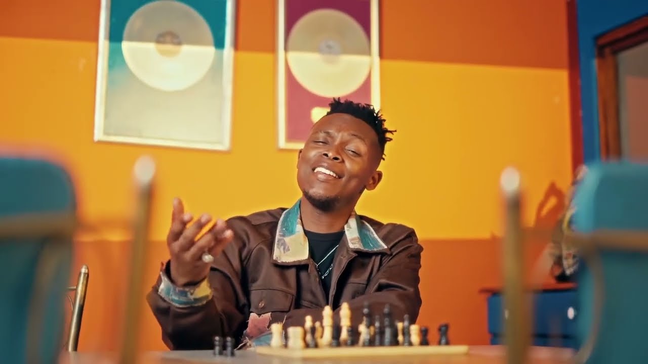 Fanatic SA (Ft. Big Zulu & Olefied Khetha) - Umlabalaba [Visualiser]