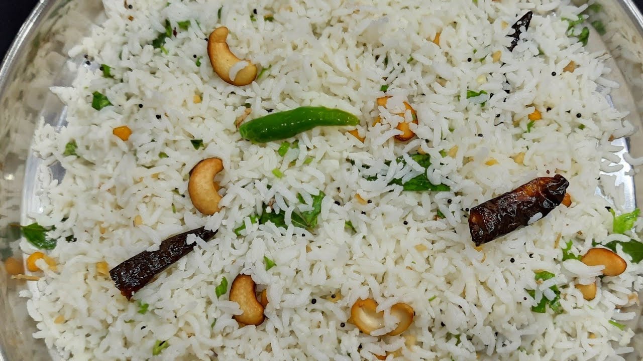 ದೇವಸ್ಥಾನ ಪ್ರಸಾದ ಶೈಲಿಯ ಕಾಯನ್ನ ಮಾಡುವ ವಿಧಾನ | Temple Style Coconut Rice recipe |