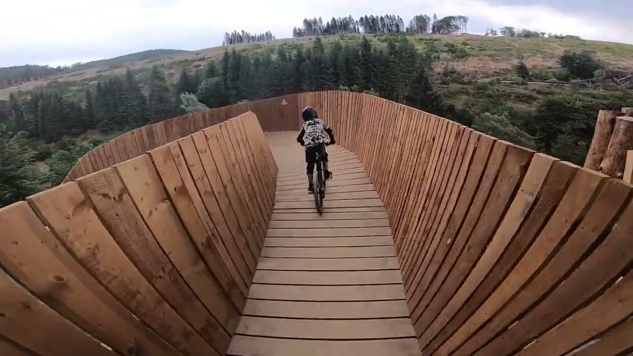 Green Hill Bikepark with Axel (12y)