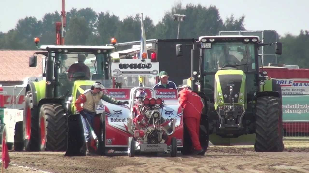 Modified 0,95t Full Class @ EC Tractor Pulling Füchtorf 2012 by MrJo