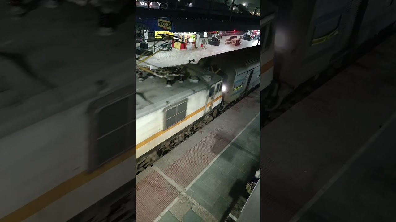 #15744#farakka express #bhatinda to Balurghat #train #platform #railway #station