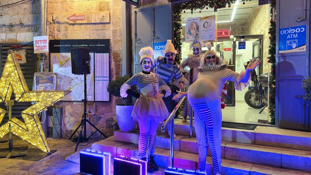 Happy Christmas from Jerusalem &mdash; The Atmosphere Tours Never Show