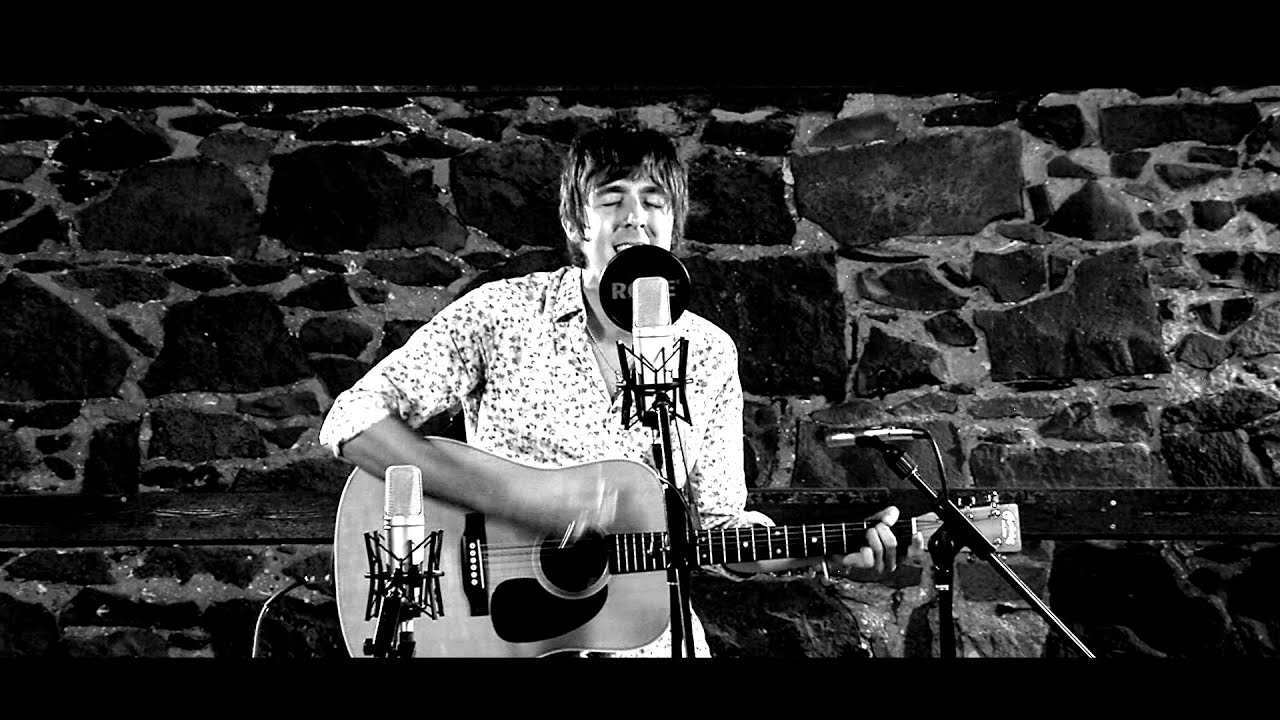 Miles Kane - Play With Fire (theMusic Sessions)