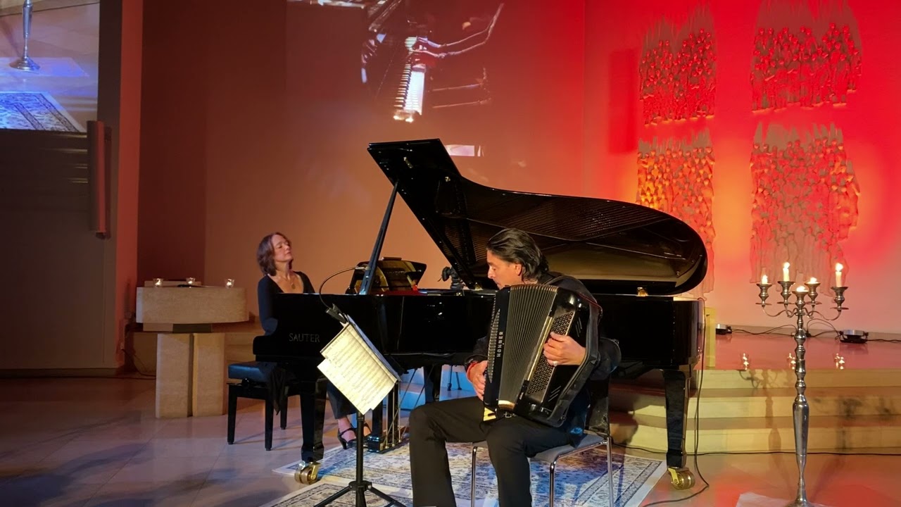 Auszüge aus dem Konzert nach Vivaldi Nr. 2. in a-Moll von J.S. Bach (BWV 593) - Goran Kovačević Duo
