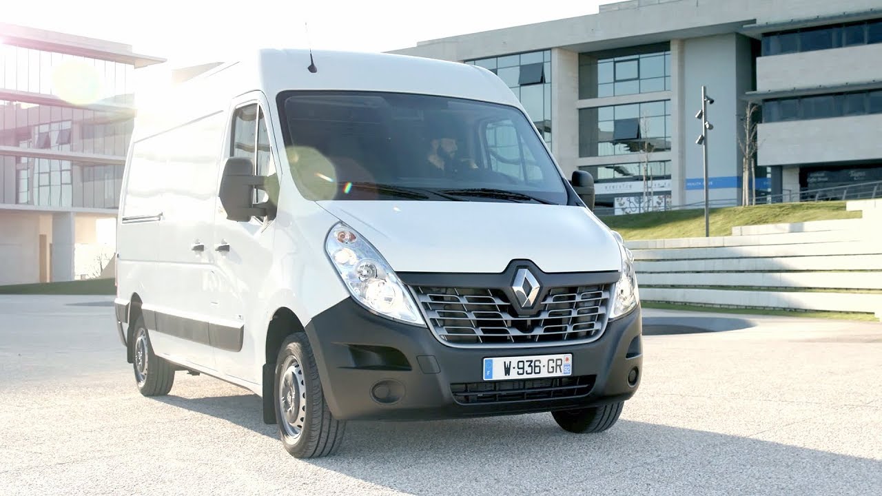 2018 Renault Master Z.E. electric van - Driving, Interior & Exterior
