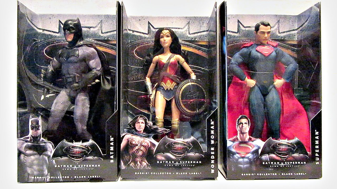 BARBIE - BATMAN vs SUPERMAN DOLLS - BATMAN, SUPERMAN, AND WONDER WOMAN - DOLL REVIEWS