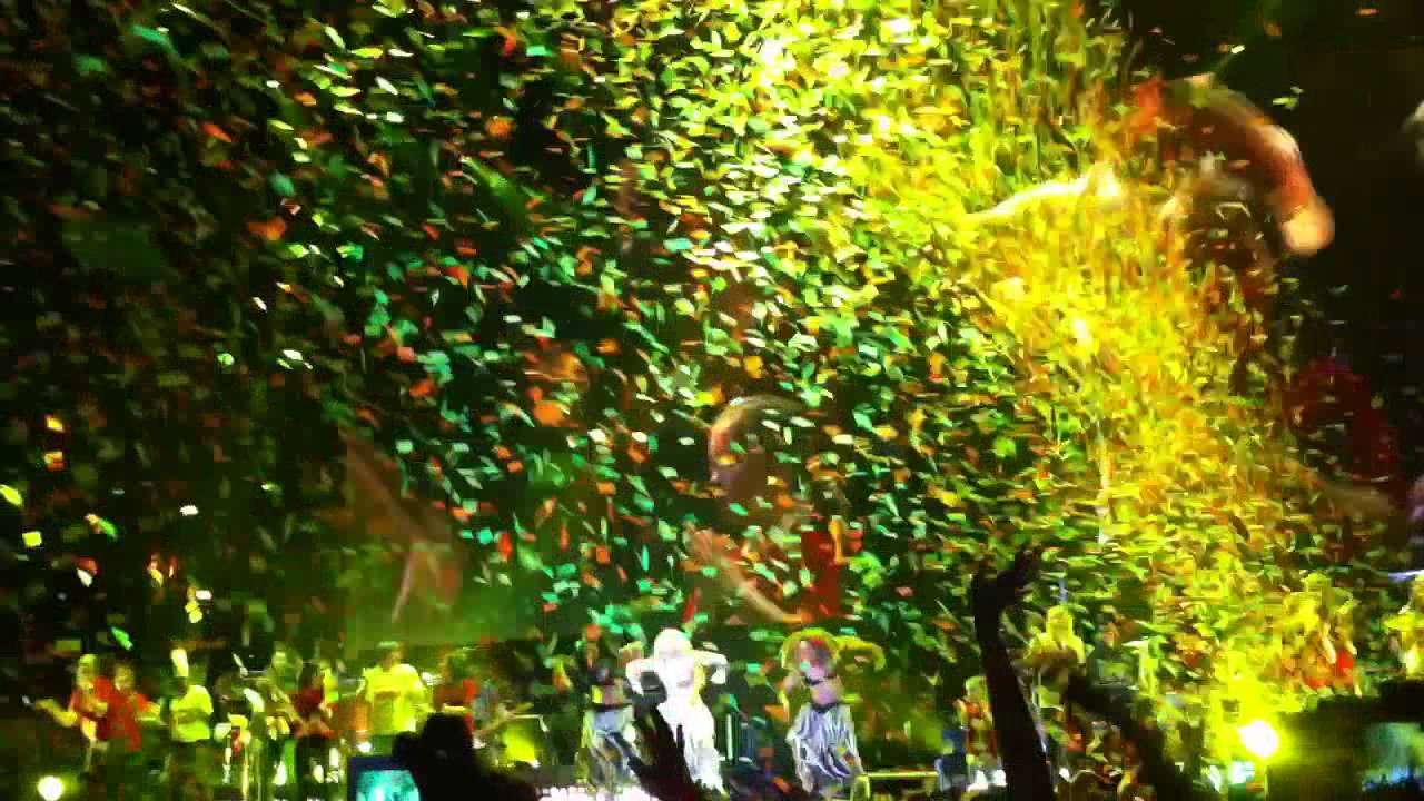 Shakira Waka Waka live @ SAP Arena Mannheim 14.05.11