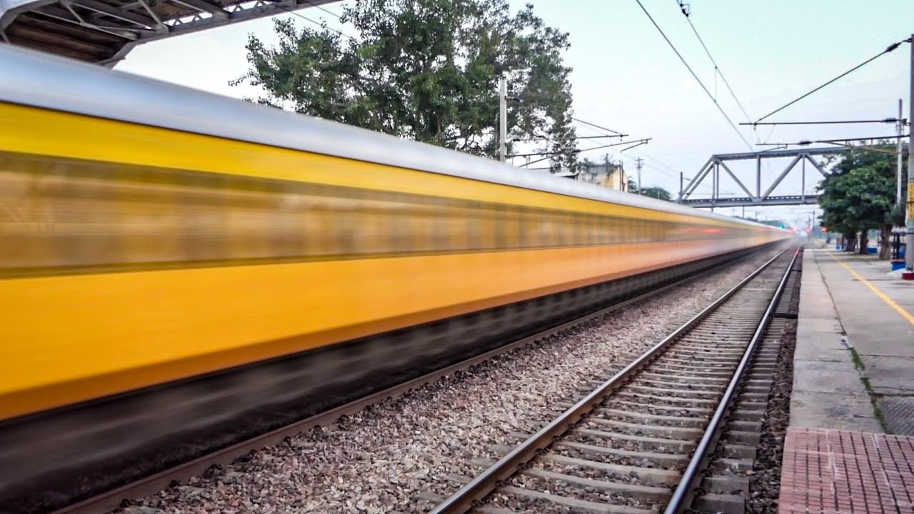 Evening 130 kmph actions : New Delhi - Kanpur route | Rajdhani Gang, VB, Tejas, Humsafar, Shatabdi