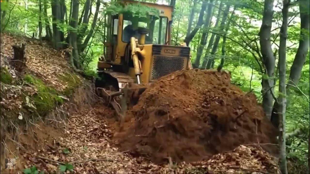 Bulldozer instaling diveway