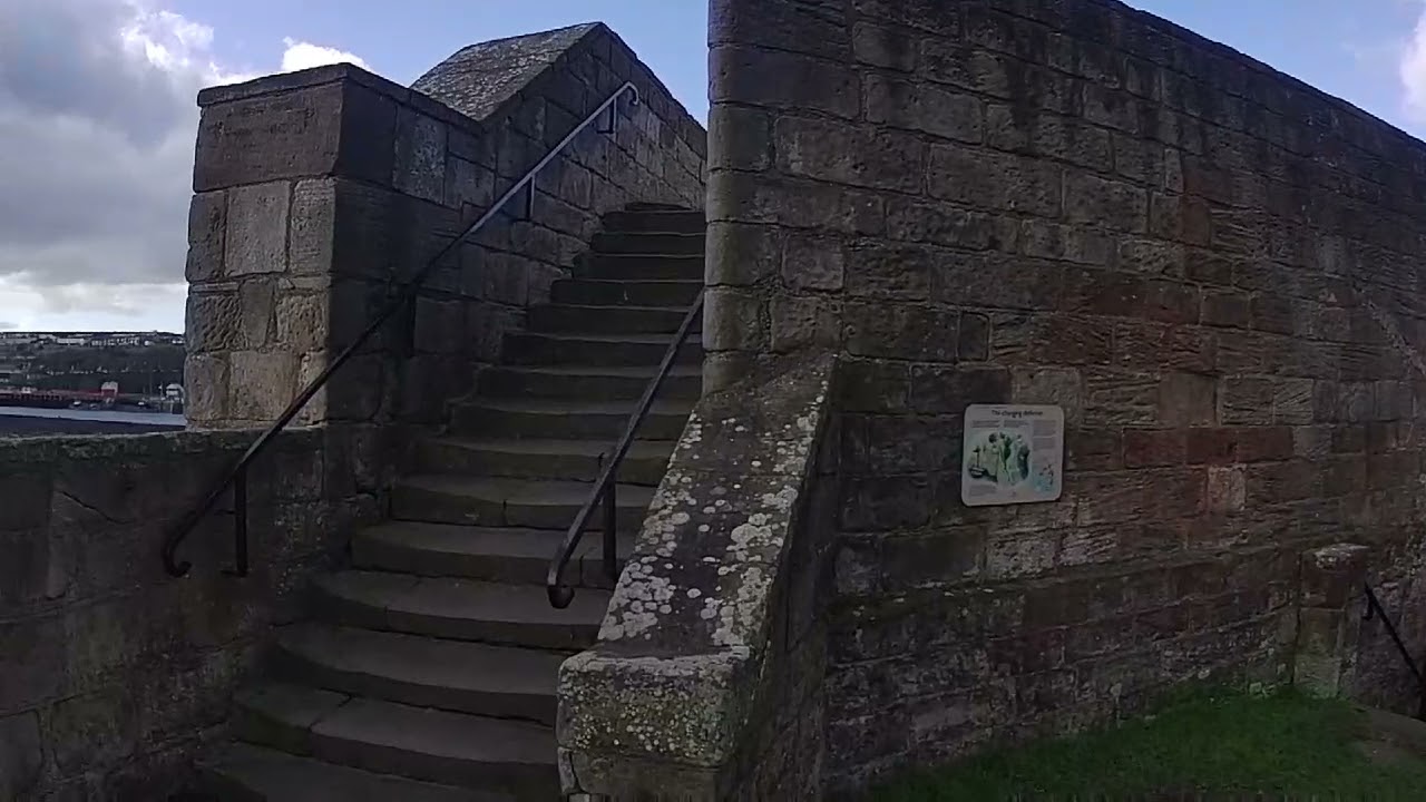 Berwick Upon Tweed - A wander around the walls....