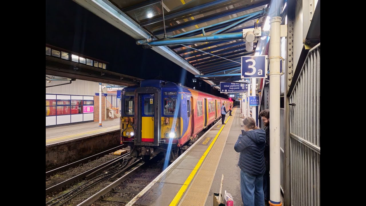 Trains at Woking and Guildford