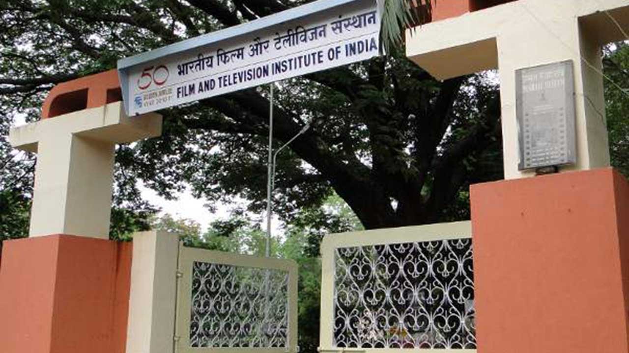 FTII row: Director claims he was interrogated like a criminal by students