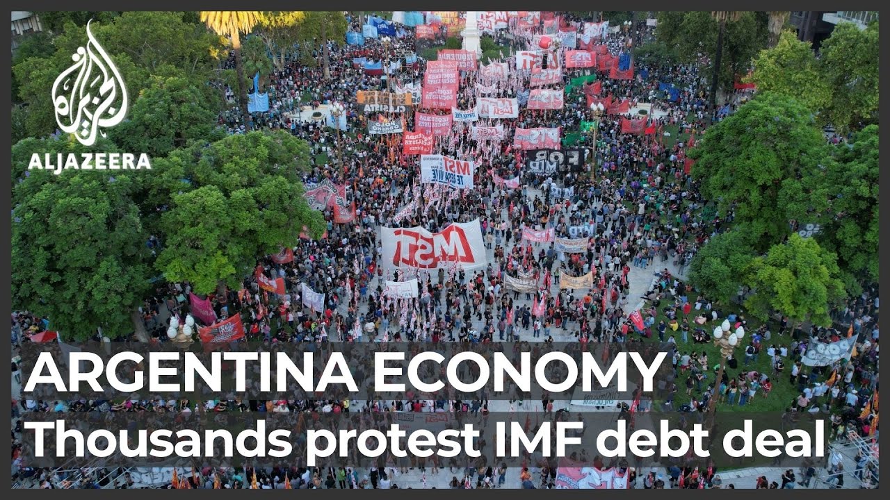 Argentina: Thousands protest in Buenos Aires against IMF debt deal