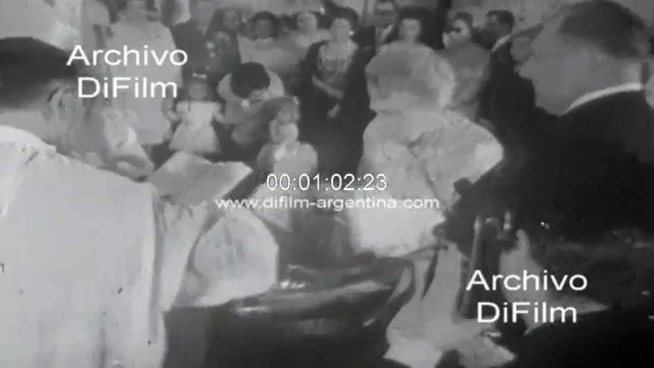 Reina Victoria Eugenia de Battenberg en bautismo del principe de España 1968