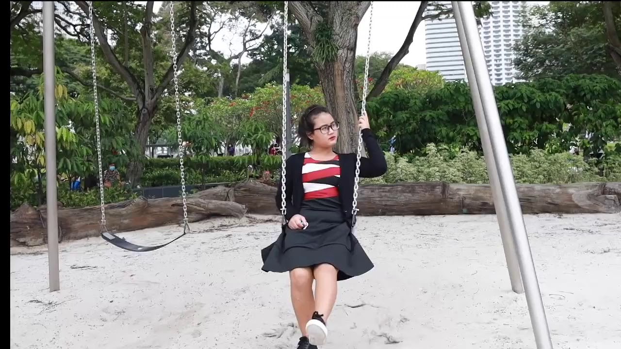 MUU BANG NGAI ING // Sally Cing