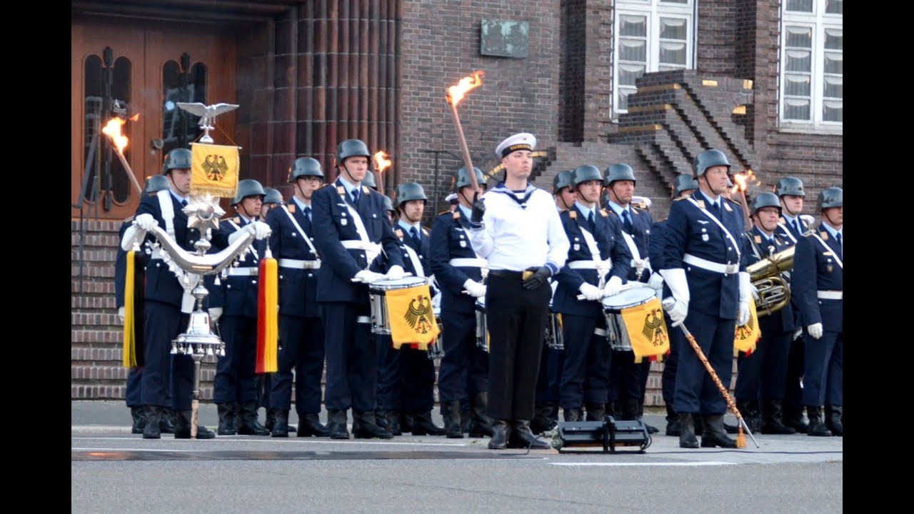 Yorck'scher Marsch - Großer Zapfenstreich 150 Wilhelmshaven