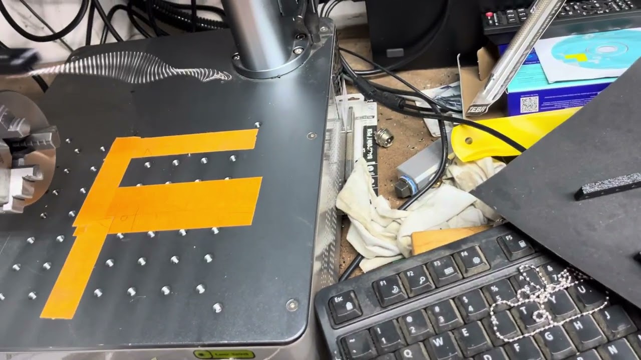 Focal chain for fiber laser