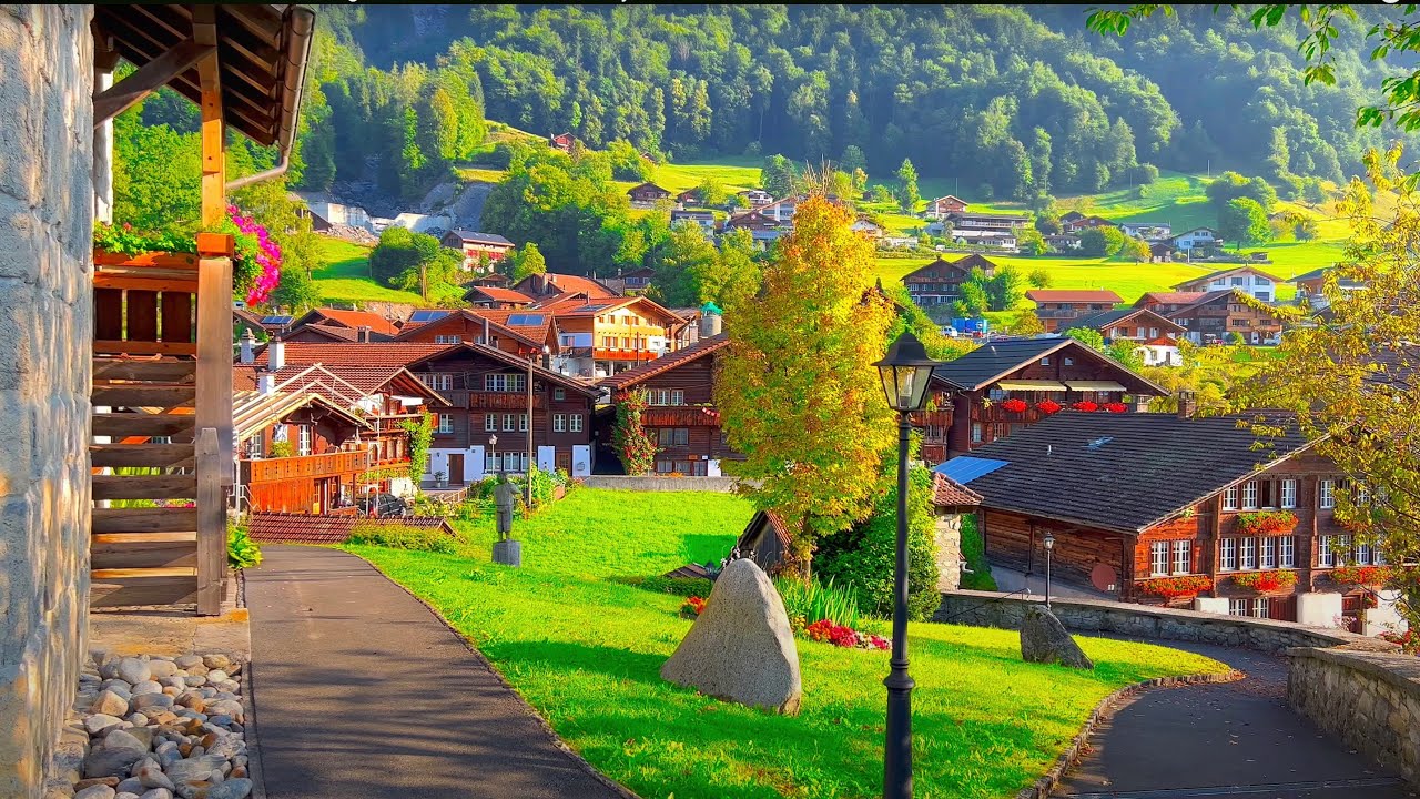 Switzerland's Most Beautiful Village 🇨🇭 Brienz, Sunrise Countryside Walk 4K