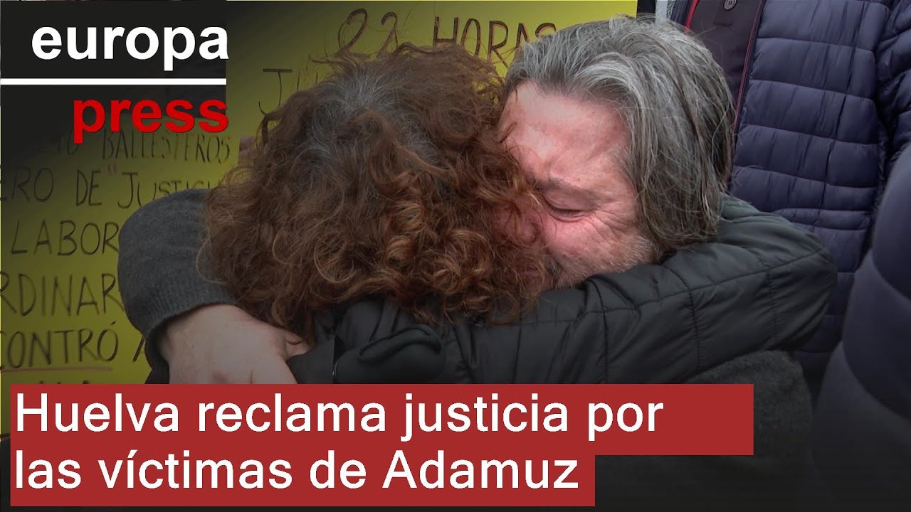Huelva reclama justicia por las víctimas del descarrilamiento de Adamuz