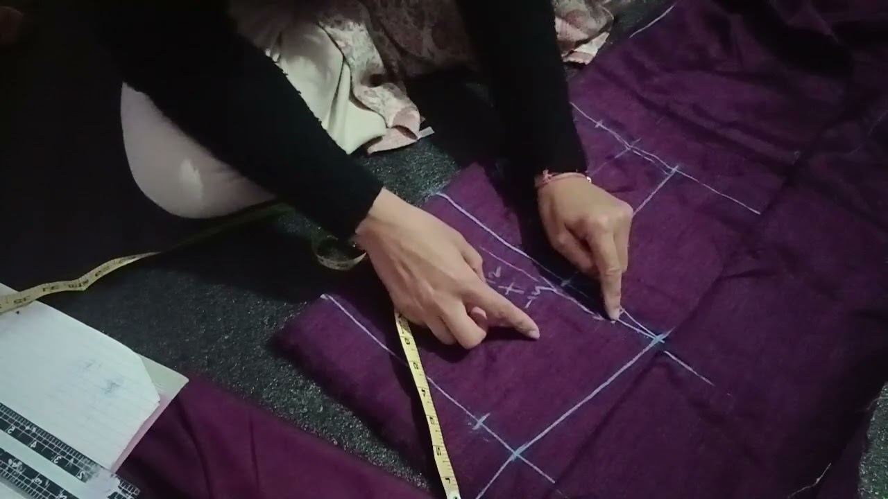Blouse cutting sikhe asan trike se #sewingclothes 
