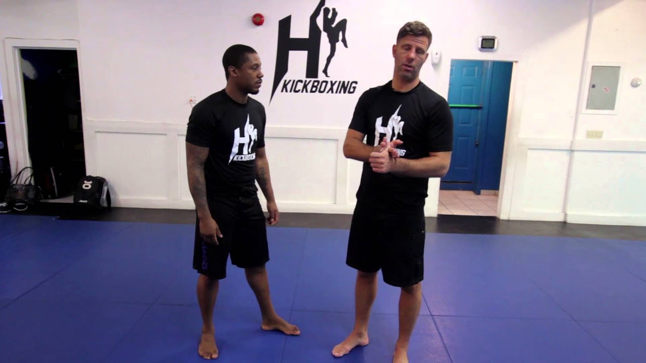 Henri Hooft explaining the low kick