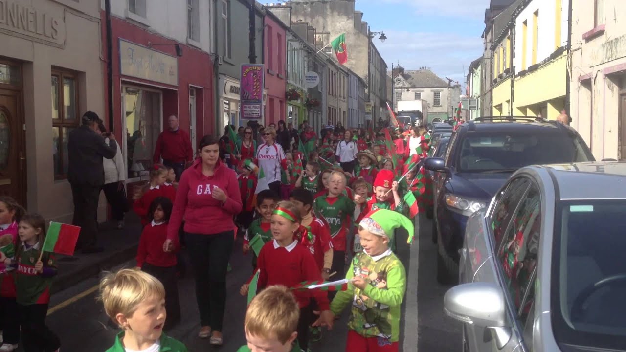 St Joseph's NS, Ballinrobe - on the All-Ireland march