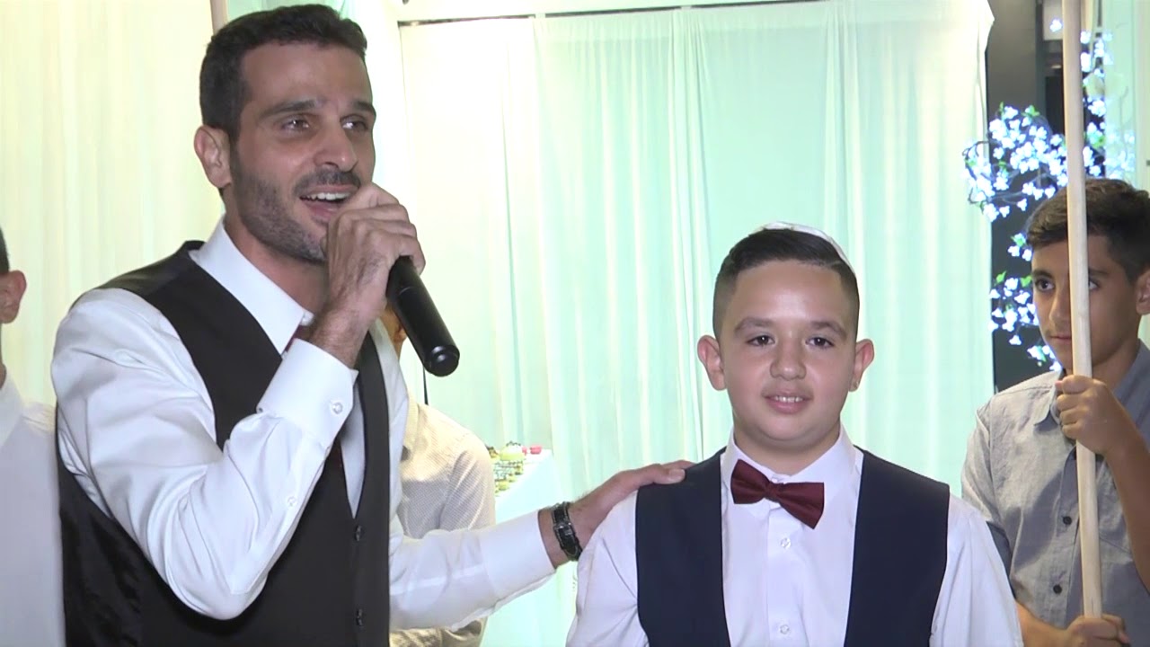 כניסה לבר מצווה מדהימה עם הזמר אסף שפר - חלק א'