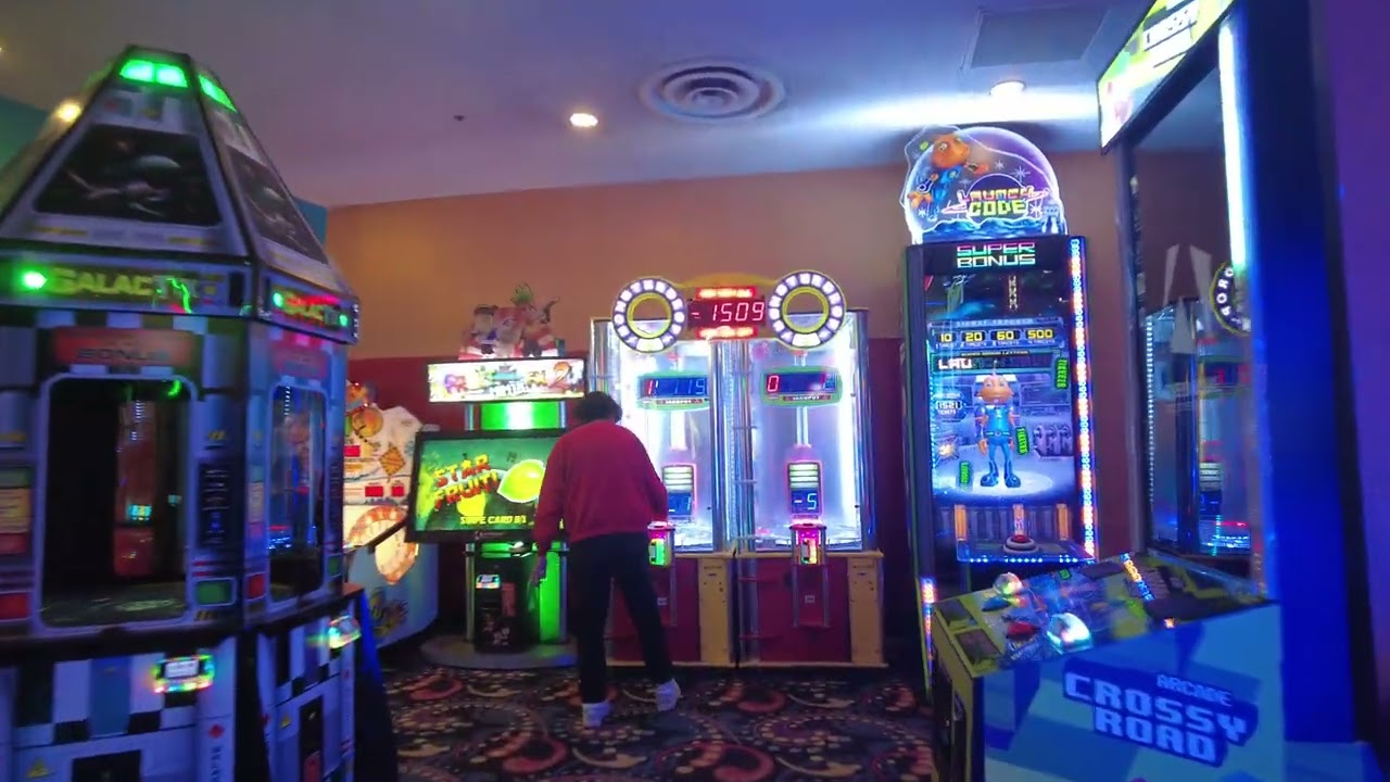 Circus Circus Midway