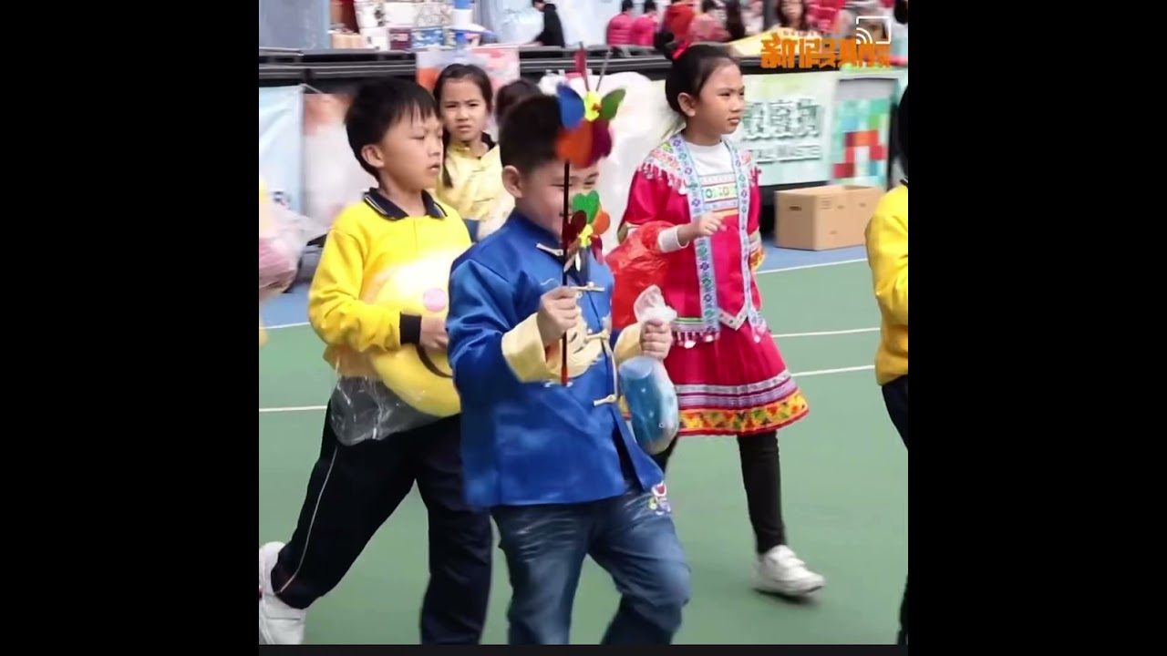 新假期：傳媒採訪