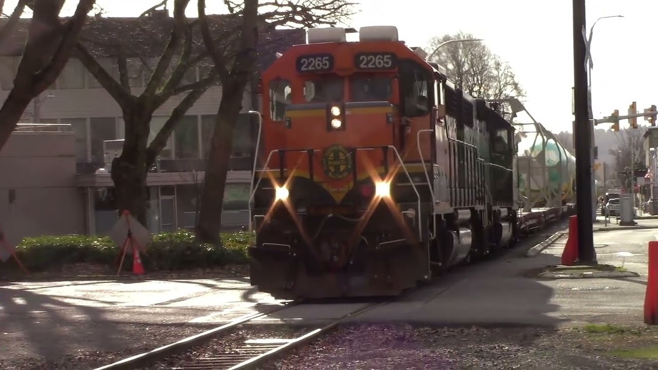 Renton Rocket With 6 Planes to Renton Boeing Plant | 1080HD